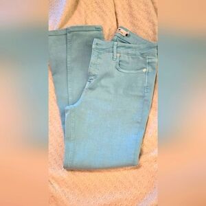Vineyards Vine Aqua Blue Women's Skinny Jeans. Pristine condition.